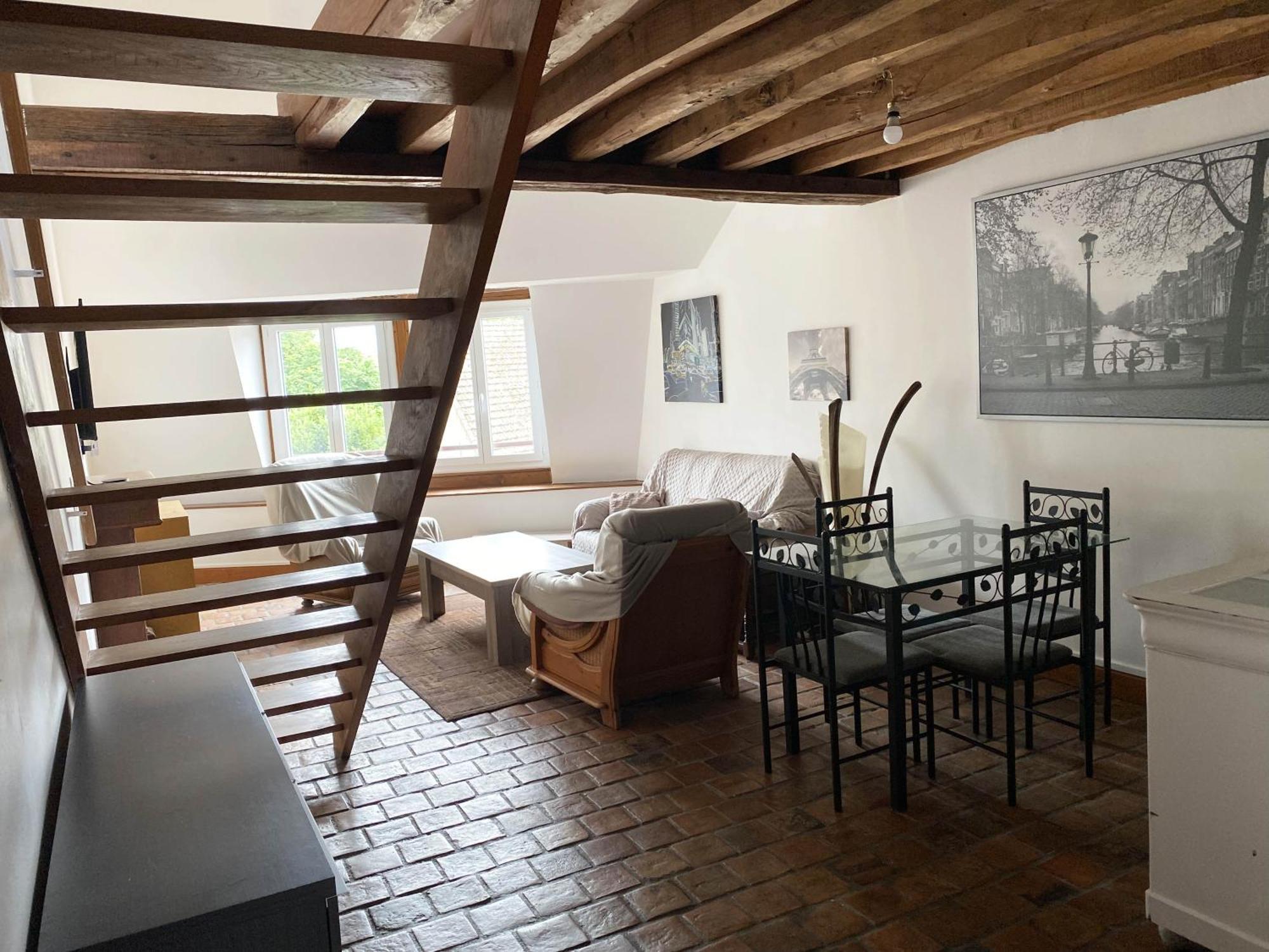 Appartement Tout Confort En Centre-Ville Cosne-sur-Loire Екстериор снимка
